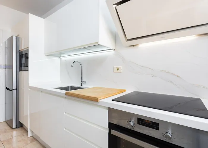 Home2book Metro Tenerife Adeje, Private Pool Будинок відпочинку Адехе