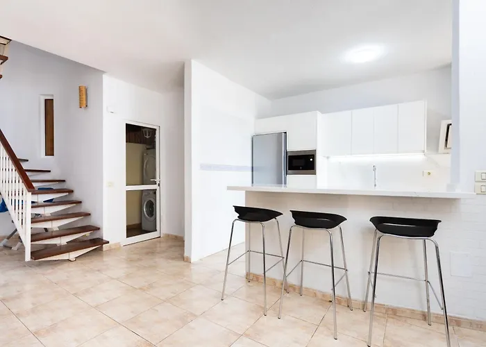 Home2book Metro Tenerife Adeje, Private Pool Адехе