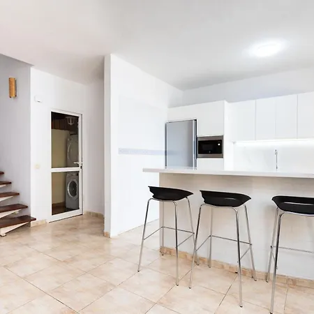 Home2book Metro Tenerife Adeje, Private Pool אדחה